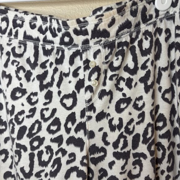 Victoria's Secret Black & White Leopard Print Pajama Pants Size S #224 - Picture 2 of 6